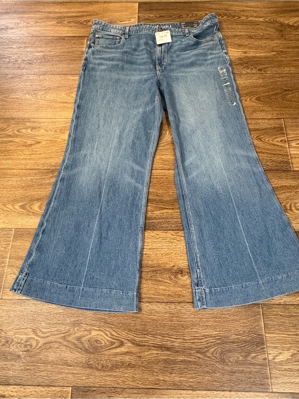 AE Jeans Size 18 High Rise Flare NWT Retro 70s Boho Blue Denim